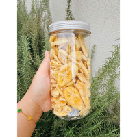 Vente directe d'usine croustilles de banane séchées frites sous vide à basse température collation saine avec texture dure goût sucré emballé dans des sacs