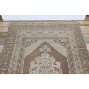 Vintage Turkish Rug Rug 4.3x7.9 ft (130x242 cm), <b>Brown</b> Geometric <b>Wool</b> Rug - Product Image 4