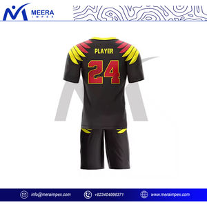 Conjunto corto de camiseta de fútbol personalizado para hombre, ropa deportiva transpirable de secado rápido para partidos de liga y entrenamiento para uso en clubes - Product Image 2