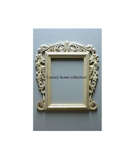 Marco de espejo de madera de aspecto vintage hecho a mano, perfecto para agregar carácter y estilo a la decoración de la pared del dormitorio o del tocador - Product Image 6