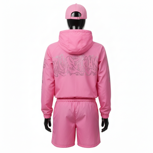 Ensemble short coupe-vent pour femme, tissu polyester doux et respirant, rose, deux pièces, logo thermocollé, ensemble short coupe-vent grande taille - Product Image 2