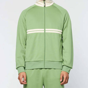 Ensemble veste et pantalon de survêtement élégant et écologique pour hommes pour la gym et la course à pied - Product Image 2