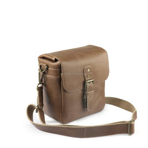 Bolsa de mensajero de cuero Cámara para cámaras DSLR instantáneas sin espejo Viaje Unisex Hecho a mano - Product Image 5