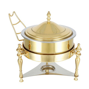 Elegant golden finish chafing dish with a polished stainless steel frame. Perfect for luxury <b>buffets</b> & events - Product Image 1