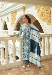 Kurti Chanderi de Diseño Maruti Fashion Alia, Estilo Indio Tradicional, Vestido Largo con Bordado y Estampado en Rayón, Superventas - Product Image 5