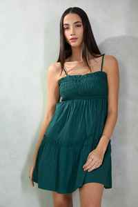 Vente en gros Dernier design Robe en coton uni sans manches Décontractée Courte Robe pour femme Mini robe smockée d'été - Product Image 4