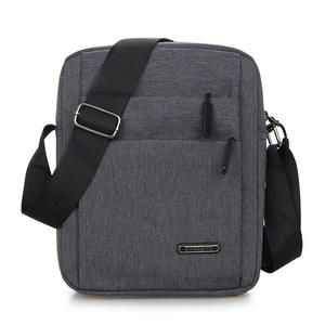 Bandolera bandolera unisex de diseño informal con bolsillo con cremallera, bolsa versátil para el pecho para hombres y mujeres - Product Image 2