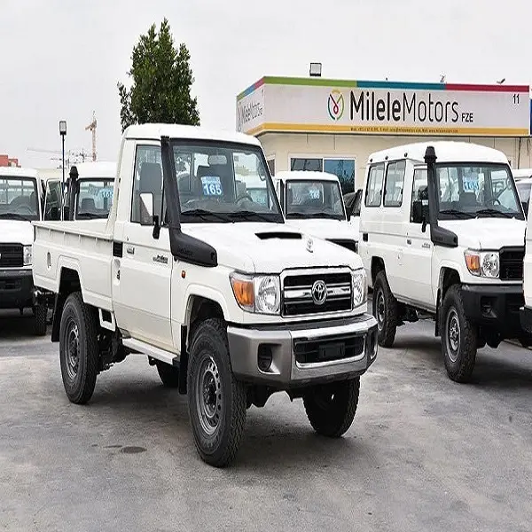 2015 - 2023 USADO Toyota Land Cruiser Double Cabin Pickup RHD V8/Autos usados baratos de Japón Dubai en venta