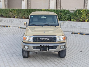 ใช้กับรถยนต์โตโยต้า ครุยเซอร์ HZJ73 ปี 2013 - Product Image 5