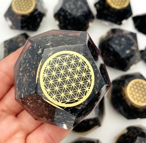 Orgonite noir Tourmaline octogone sphère avec grille d'arbre énergie puissante de cristal Orgone sphère boule en résine - Product Image 2