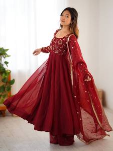 NUEVO DISEÑADOR SALWAR CON PINTURA DUPATTA WEDDING WEAR Y FESTIVE WEAR TEMPORADA - Product Image 5