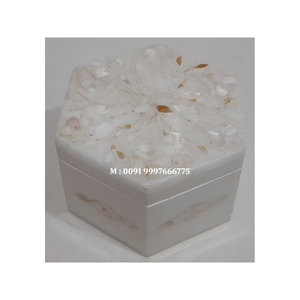 Producto Más Vendido, Joyero Hexagonal de Mármol Blanco con Incrustaciones de Nácar, Diseño Floral Hecho a Mano, Ideal para Acción de Gracias - Product Image 1