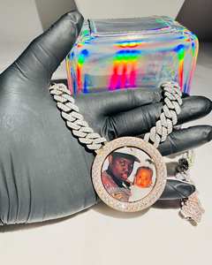 Haut de gamme flash vente chaude nouveau diamant personnalisé logo et nom pendentif avec 925 Sterling Silver Moissanite diamant coupe ronde - Product Image 1