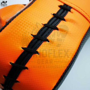 Coussinets de boxe personnalisés Cible de boxe d'entraînement respirants et confortables Coussinets de haute qualité pour la vente Fabriqué au Pakistan - Product Image 2