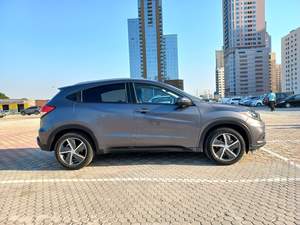 CR-V 2021 Usado, Diésel, GCC, Volante a la Izquierda, Tracción en las Cuatro Ruedas, Asientos de Cuero, Control de Crucero Adaptativo, Euro 6, Interior Claro, SUV Automático, R16 - Product Image 3