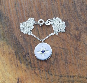 Collier pendentif en argent sterling avec topaze bleue fait à la main, bijoux en pierres précieuses, cadeau de naissance de novembre pour femmes - Product Image 1