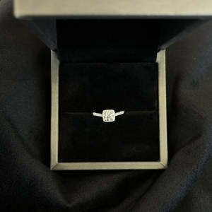Anillo de Compromiso con Diamante Redondo de Laboratorio de 1.20ctw, Diseño Halo Catedral Pavé, Certificado IGI D-E-F VVSVS, Joyería Ética - Product Image 2