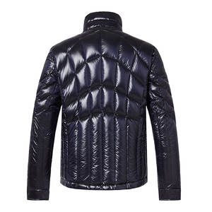 Chaqueta estampada por sublimación personalizada de invierno de calidad superior Chaquetas acolchadas por sublimación con logotipo personalizado sostenibles y transpirables - Product Image 2