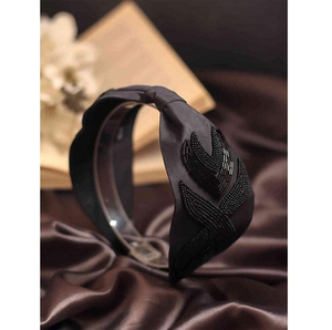 Elegant Multicolored Pearl Embellished <b>Headband</b> <b>For</b> Girls And <b>Women</b> Featuring Stylish Beaded Design & High Quality Craftsmanship - Product Image 3