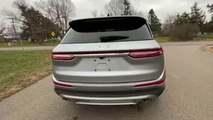 Linc-oln Corsair 2023 en parfait état - Product Image 2