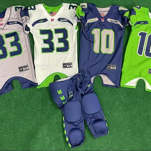 Maillot de football américain à manches courtes confortable et personnalisé pour les jeunes et les adultes Uniformes de football pour les jeunes avec sublimation pour les enfants - Product Image 1