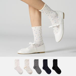 Calcetines de Algodón para Mujer - Calcetines Casuales con Estampado Floral, Transpirables, Tejidos, Suministro ODM, Uso Diario - Estampado Floral D - Product Image 1