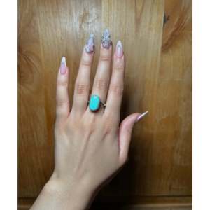 Anillo Ajustable de Plata de Ley Chapado en Oro Rosa Romántico con Turquesa Sonora y Oro de Scott Skeets, con Incrustaciones en Bisel, Regalo - Product Image 4
