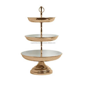 Support à gâteau design martelé idéal pour la décoration intérieure Design hautement fini pour les outils de gâteau de décoration de table de mariage et de fête - Product Image 4