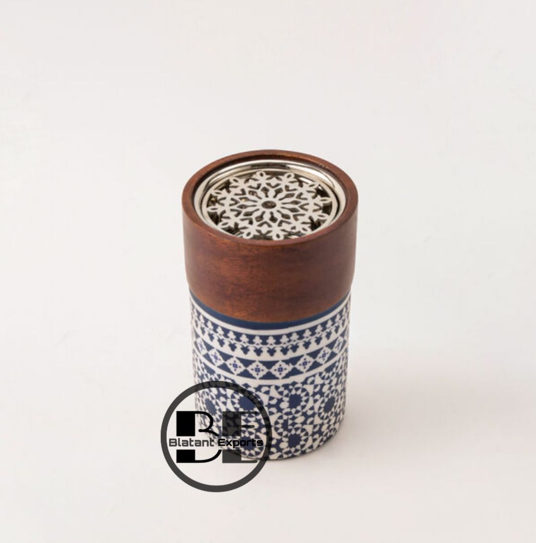 สีน้ำตาล