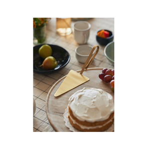 Ensemble de serveur de gâteau en laiton avec poignée élégante au design de fleur pour les supports en acier en forme de cuillère d'hôtel ou de restaurant à la maison - Product Image 3