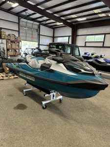 Nouveau Jet Ski Sea-Doo GTX Limited 325 2025, Teal Métallique, Moteur 4 Cylindres 2 Temps, Transmission Automatique, 3 Places - MEILLEURE VENTE - Product Image 3