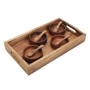 ถาดไม้เนื้อแข็งทรงสี่เหลี่ยมทำมือ พร้อมชาม 4 ใบ และช้อน 4 ชิ้น - Product Image 6