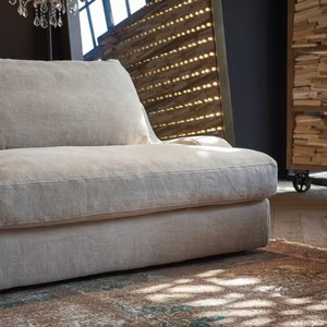 Sofá Contemporáneo, Aerodinámico, de Líneas Curvas, Atemporal y Elegante sin Esfuerzo - Product Image 2