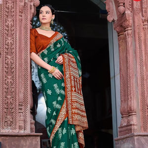 Élégance en vert le Womaniya Bhagalpuri Green Saree Mélange parfait de soie Bhagalpuri authentique Artisanat intemporel Vibrant - Product Image 6