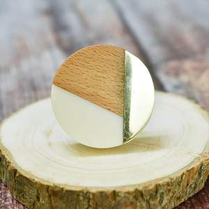 Perillas de gabinete de madera de lujo con incrustaciones de resina Perillas y tiradores de puerta de madera/perillas de gabinete Cocina de madera a bajo precio por HF CRAFTS - Product Image 4