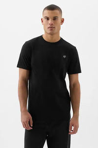 Camiseta de algodón informal negra sólida para hombre con sutil frente bordado marca versátil cómoda camiseta de uso diario - Product Image 2