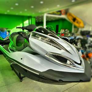 EN VENTAS PARA 2024 2025 Kawasakiiss Ultraas 300lx USADO JETTSKIIS - Product Image 3