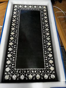 Dessus de table élégant et moderne en marbre noir pour bar ou salle à manger Superbe design d'intérieur disponible à la vente - Product Image 3