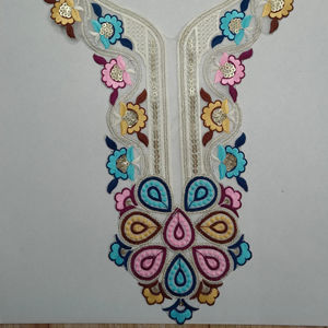 Col brodé en filet fantaisie avec patchs ethniques de travail de séquence pour les décolletés à la mode sur les robes Kurtis Blouses Tailoring - Product Image 3