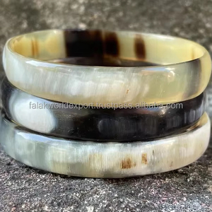 Bracelet manchette en corne de buffle à la mode Design unique de haute qualité pour femmes et filles parfait pour les fêtes par Falak World Export - Product Image 1