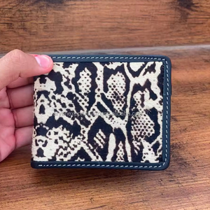 กระเป๋าสตางค์หนังวัวลายสัตว์ดีไซน์ใหม่กระเป๋าใส่บัตรขนสัตว์ลายเสือดาวของขวัญเงินสดขายดีสำหรับผู้ชาย - Product Image 2