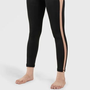 Pantalones de yoga ajustados clásicos de alta elasticidad para mujer, ropa activa de seda sin costuras con logotipo estampado en la cintura para gimnasio y actividades al aire libre - Product Image 6