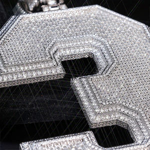 Bijoux Hip Hop de luxe, style Rock, sertis de moissanite VVS taille ronde, pendentif numéro et lettre personnalisée, en argent sterling 925, avec design de lettre et bélière - Product Image 3