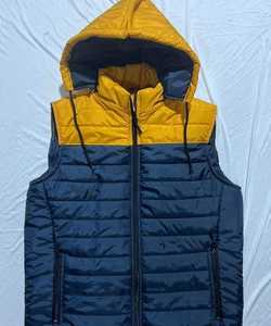 Chaqueta Acolchada de Lana Vintage Personalizable con Logotipo Bordado, Capucha y Patrón de Patchwork 3D, Servicio ODM OEM Disponible, Talla XS para Invierno - Product Image 1