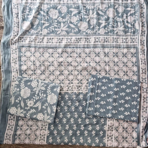 Bleu Vintage Pissenlit Jacquard Quilting Tissu demi-mètre Designer Polyester Floral Brocart dans un style uni - Product Image 1