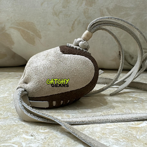 Cagoule de fauconnerie arabe prête à expédier Burqa en cuir de haute qualité avec design qatari traditionnel pour faucons - Product Image 2