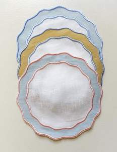 Mantel individual de lino hecho a mano tradicional con motivos bordados para decoración de cable indio durante ocasiones festivas religiosas - Product Image 6