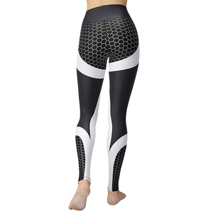 Nouveau modèle Leggings grande taille pour femmes à imprimé rouge et noir Pantalons et leggings de sport et de yoga pour filles super doux pour femmes - Product Image 6
