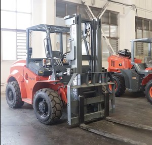 Montacargas Todoterreno Diésel Contrapesado de 5 Toneladas para Uso en Construcción y Agricultura - Product Image 3