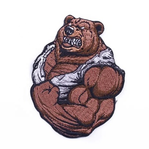 Écussons tissés personnalisés de haute qualité pour broderie, motifs de groupe de rock métal, à coudre ou thermocollants, motif cœur pour chapeaux, écologiques, faible MOQ - Product Image 2